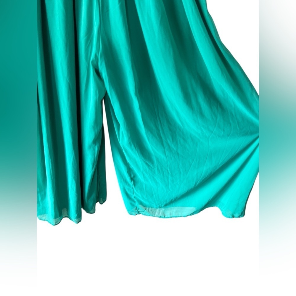 Faeriesty Green deep v neck wide leg jumpsuit - Picture 3 of 6